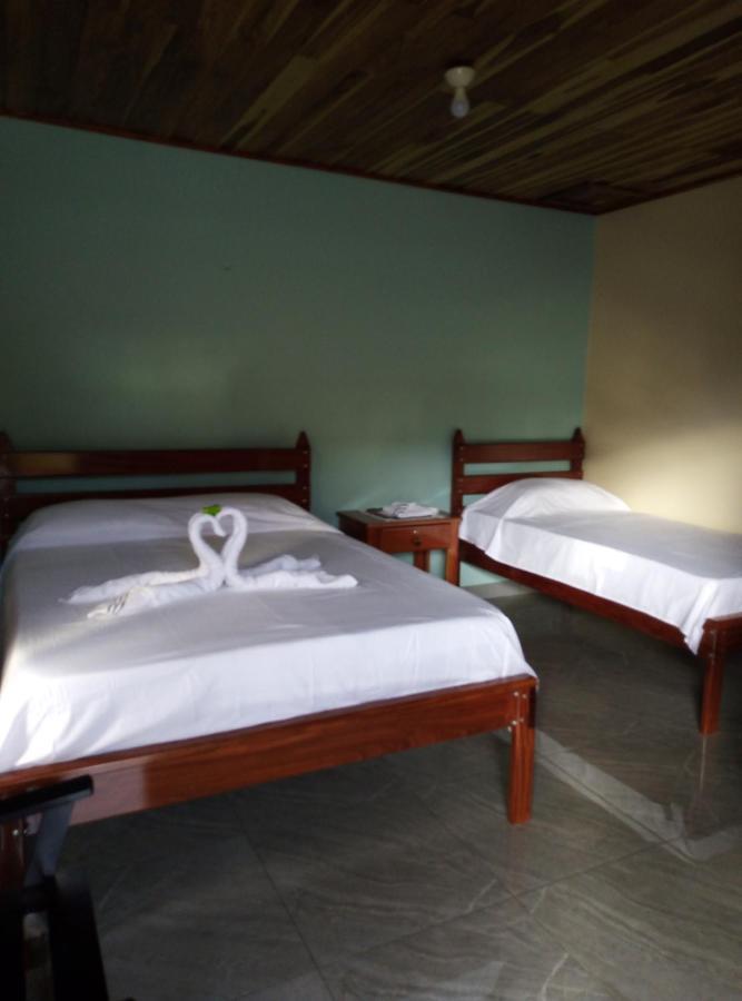 Cabinas El Pilon Rio Celeste 外观 照片