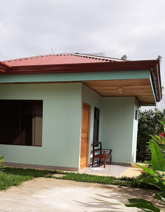 Cabinas El Pilon Rio Celeste 外观 照片