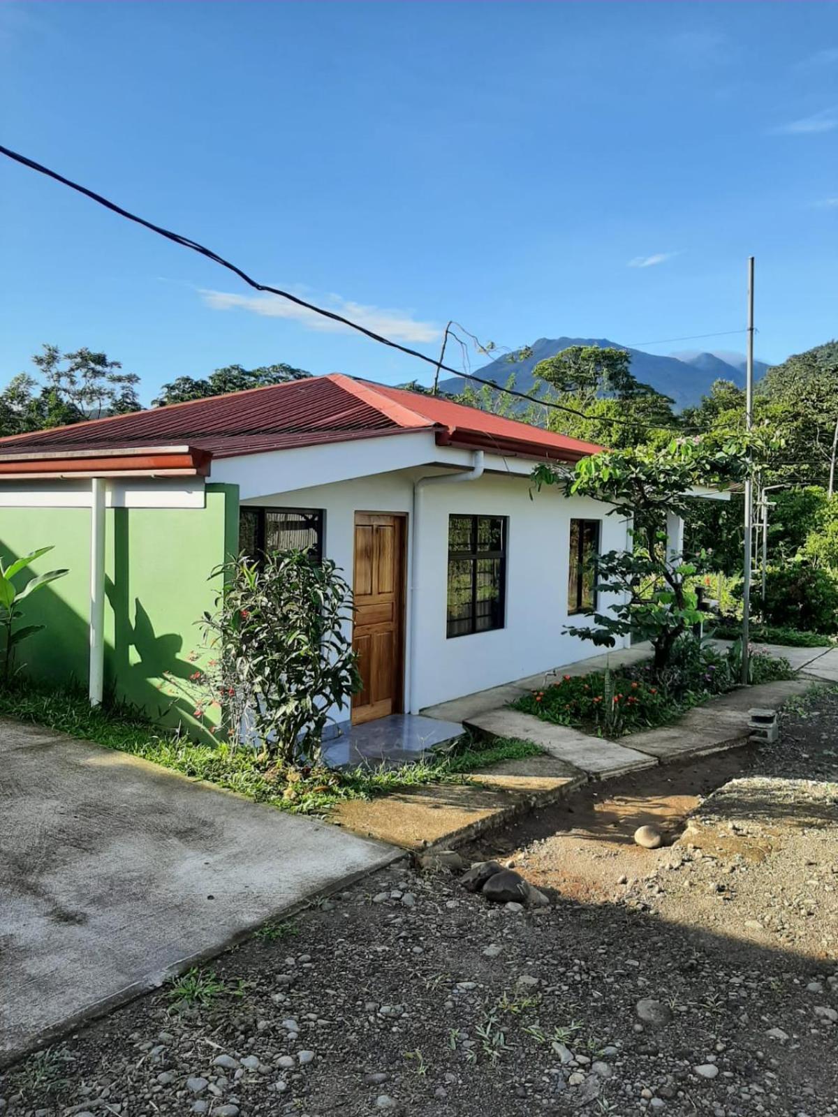 Cabinas El Pilon Rio Celeste 外观 照片
